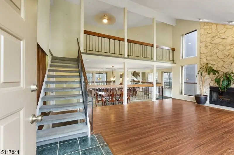 29 Westgate Dr, Edison, NJ 08820 - #3