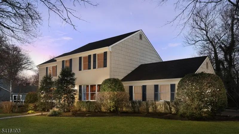 9 Settlers Ln, Westfield, NJ 07090 - #2