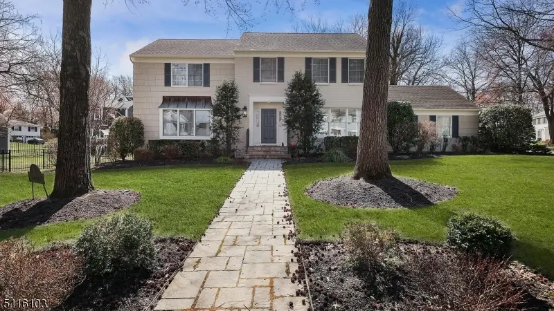 9 Settlers Ln, Westfield, NJ 07090 - #3