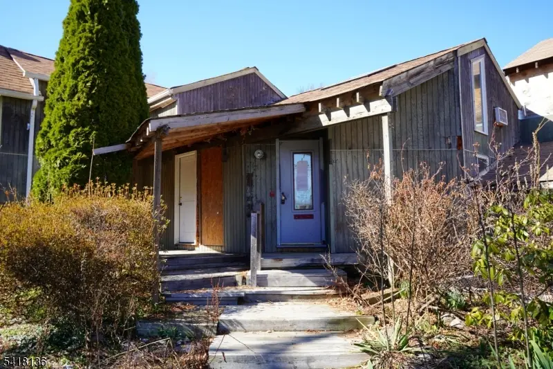 85 Roosevelt Ave, Butler, NJ 07405 - #1