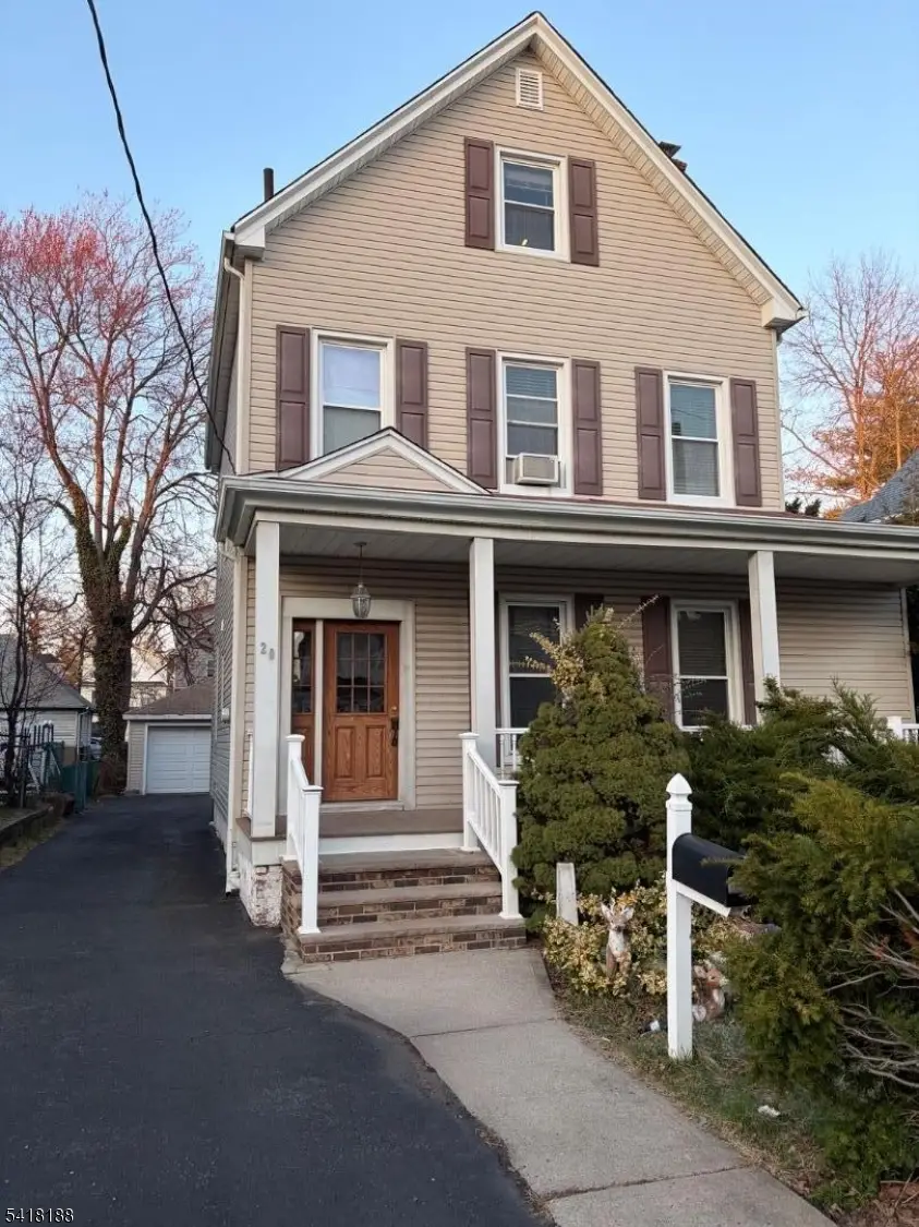 20 Bond St, Passaic, NJ 07055 - #1