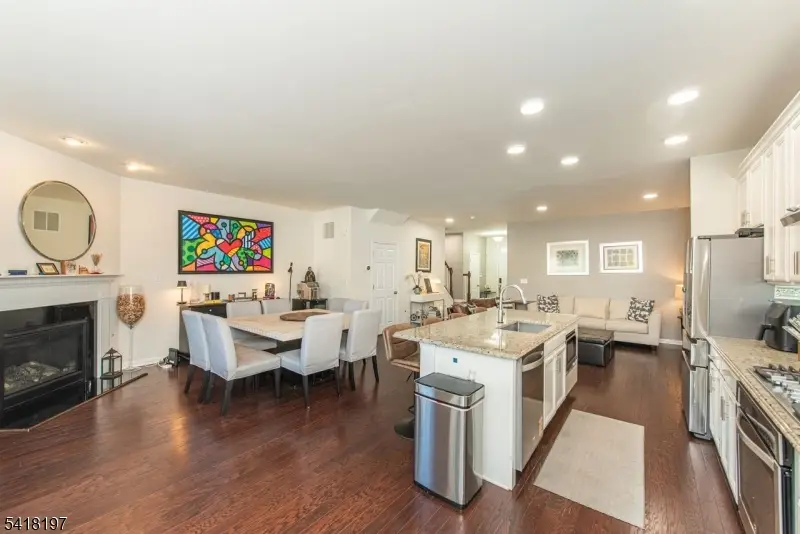 11 Albert Ct, Randolph, NJ 07869 - #3