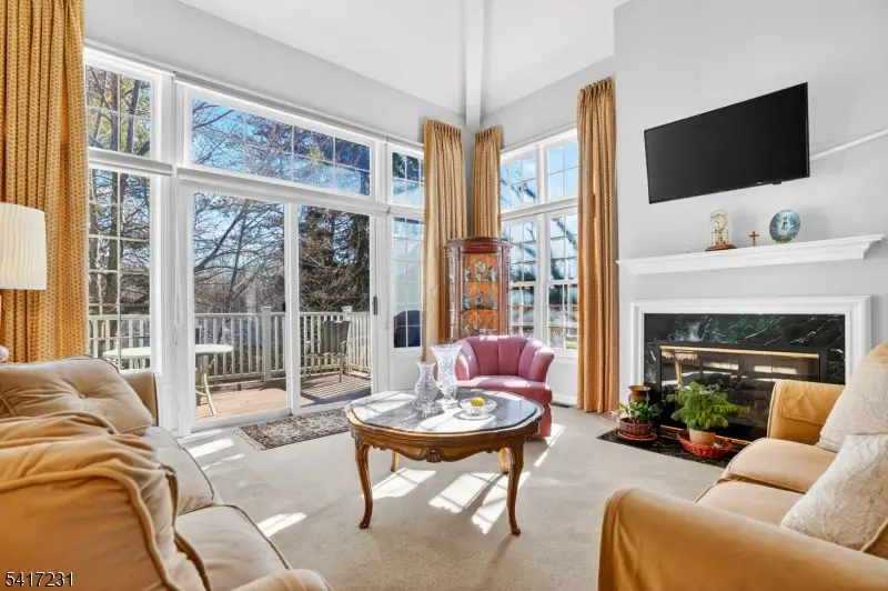 20 Conklin Ct, Roseland, NJ 07068 - #2