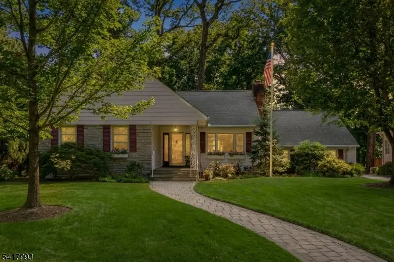 10 Tree Top Dr, Springfield, NJ 07081 - #1