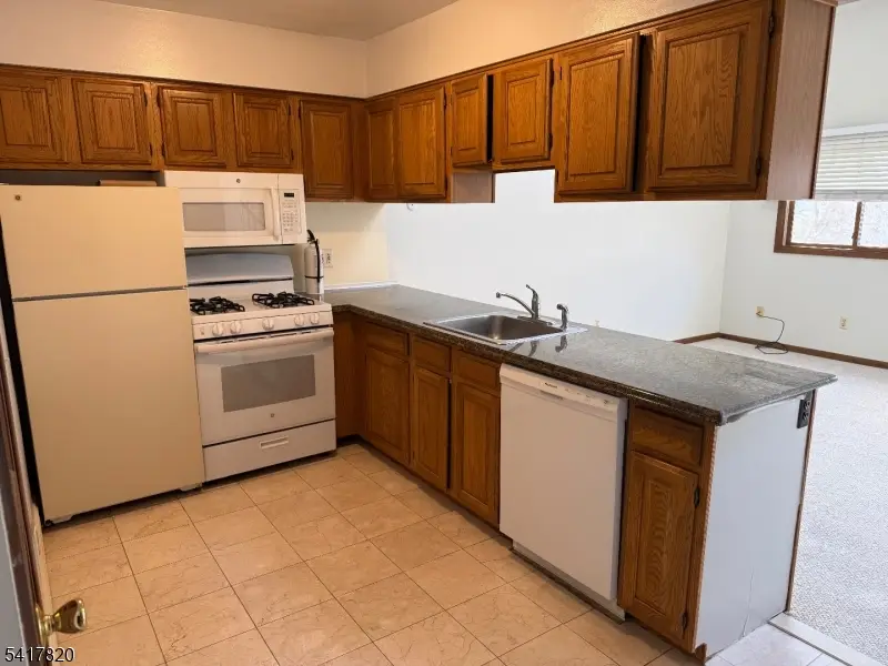 10 Augusta Dr #4, Vernon, NJ 07462 - #2