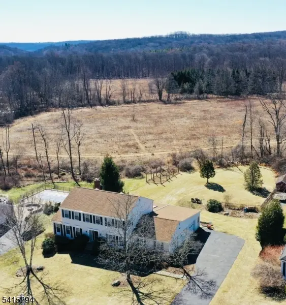 11 Beechnut Dr, Washington, NJ 07853 - #2