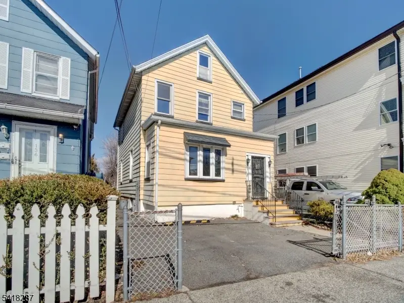 138 Orange St, Watsessing, NJ 07003 - #2