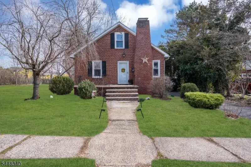 180 N Gaston Ave, Somerville, NJ 08876 - #3