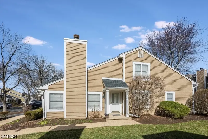 35 Cambridge Rd, The Hills, NJ 07921 - #3