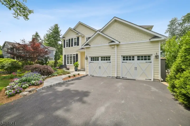 44 Millbrook Rd, New Vernon, NJ 07976 - #3