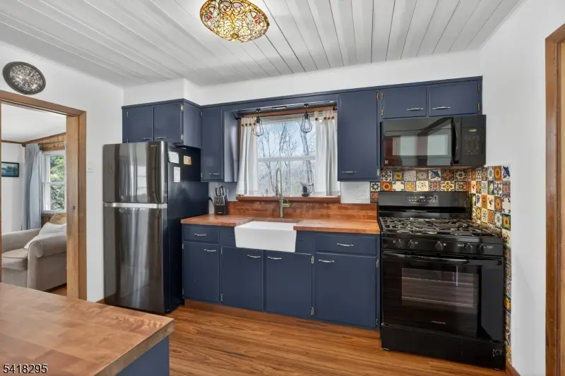 13 Pautuck Rd, Highland Lakes, NJ 07422 - #3