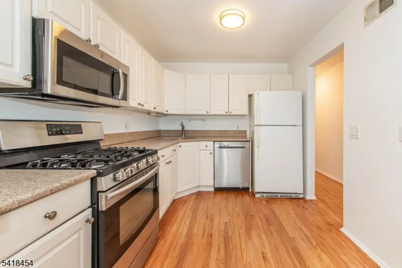 1359 Stephanie Dr, North Caldwell, NJ 07006 - #2