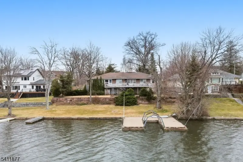 108 Long Pond Rd, Hewitt, NJ 07480 - #1