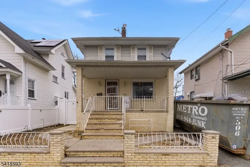 219 Hollywood Ave, Hillside, NJ 07205 - #1