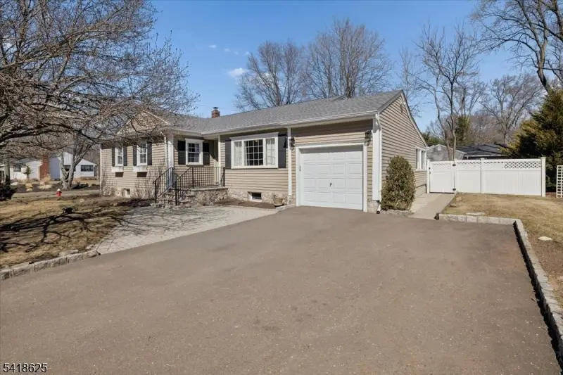 629 Pulis Ave, Mahwah, NJ 07430 - #2