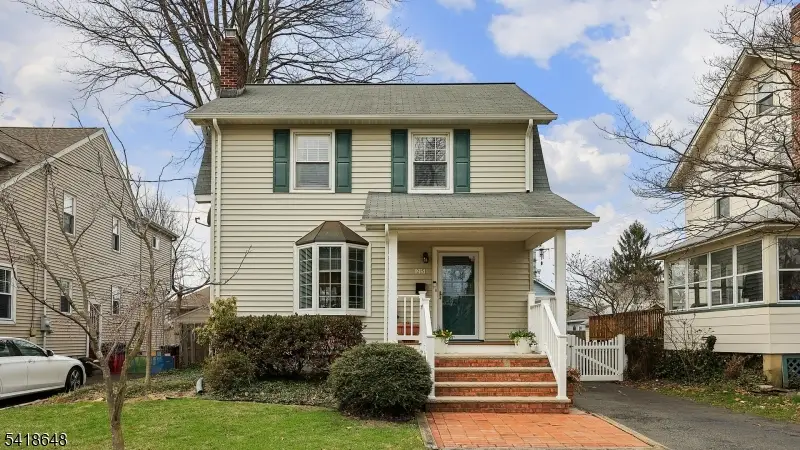 25 Paterson Rd, Fanwood, NJ 07023 - #1