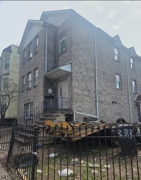 328-330 Hawthorne Ave, Newark, NJ 07112 - #2