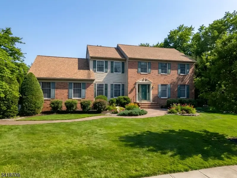 8 Flagg Way, Blackwells Mills, NJ 08844 - #3