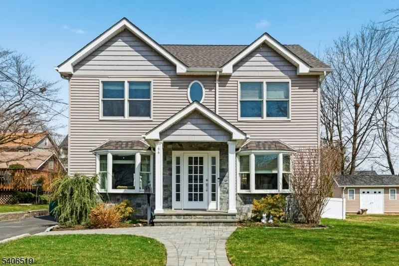 44 Laura Ave, Nutley, NJ 07110 - #1