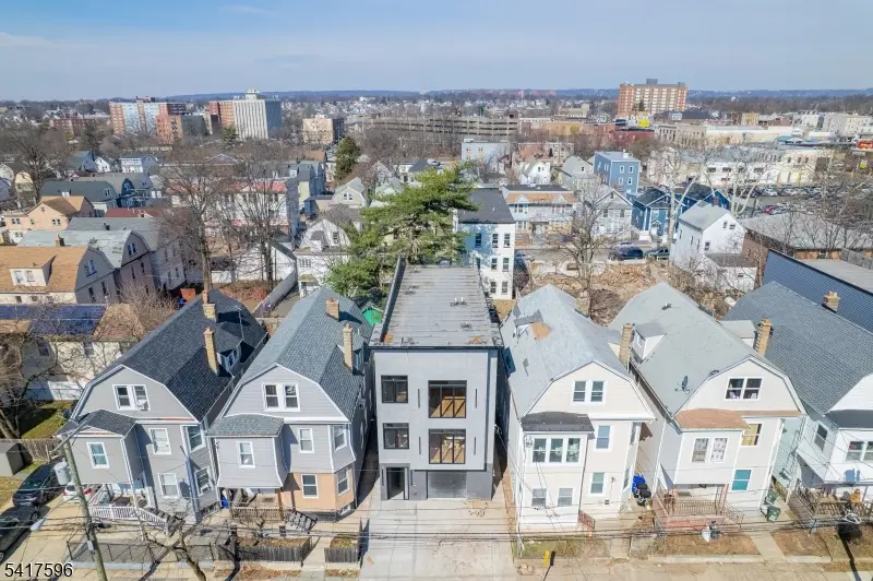 39 Grace St, Irvington, NJ 07111 - #3