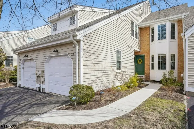 247 Crescenzi Ct, West Orange, NJ 07052 - #1