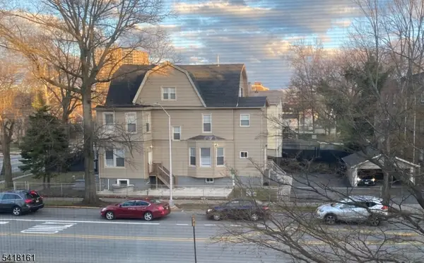 625 Park Ave, East Orange City, NJ 07017