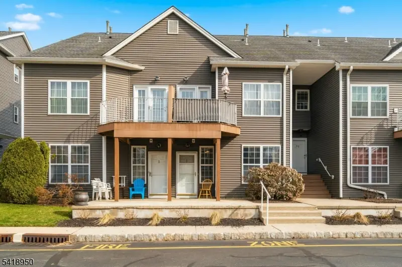 20 S Midland Ave #3, Kearny, NJ 07032 - #2