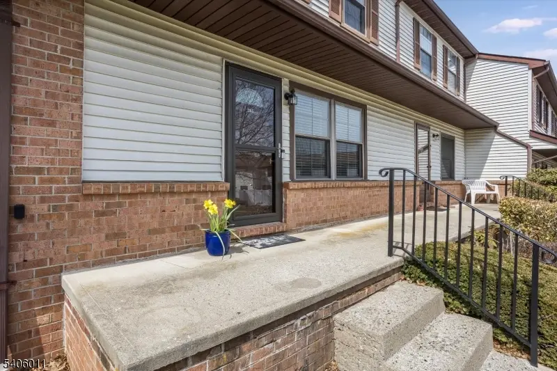 265 Riva Dr, Beattystown, NJ 07840 - #3