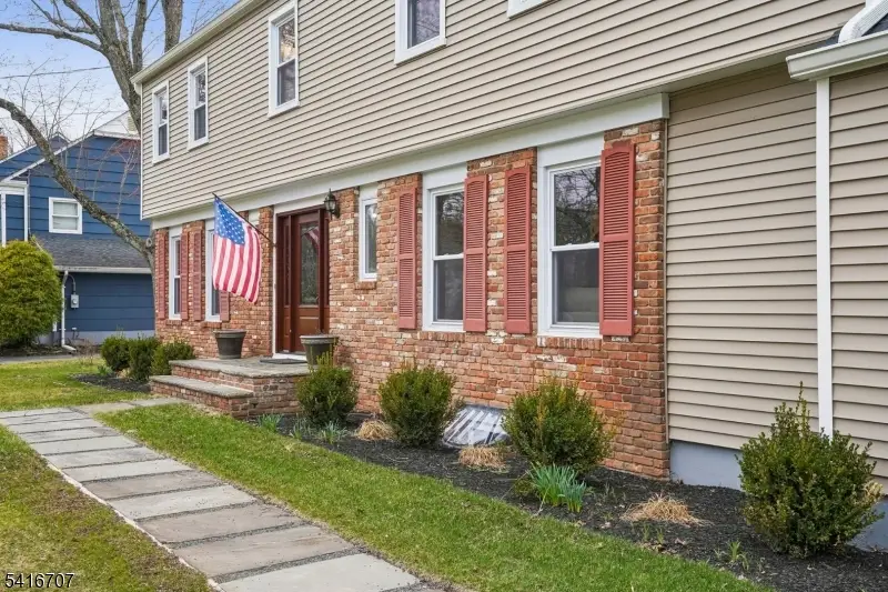 18 Juniper Way, Basking Ridge, NJ 07920 - #3