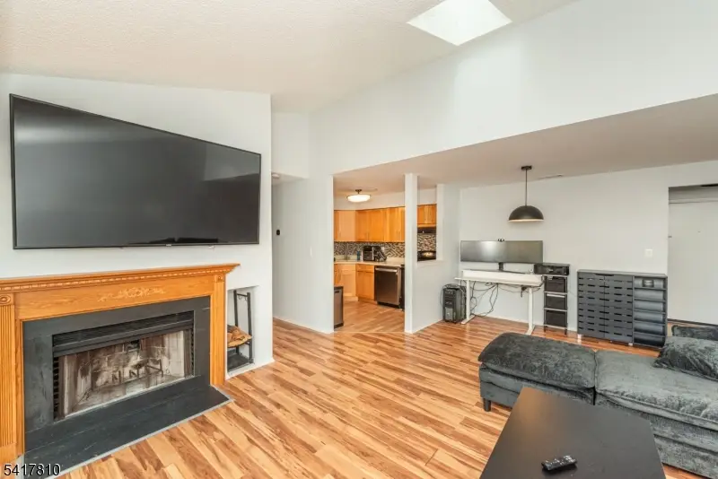 816 Aspen Dr, Princeton Meadows, NJ 08536 - #3