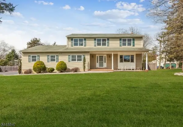 3 Stagecoach Way, Hillsborough Twp., NJ 08844