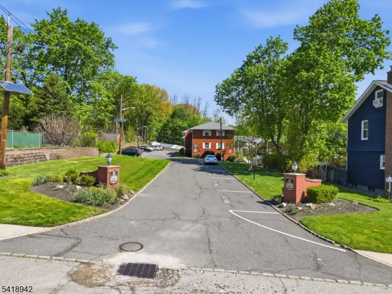 45 Wilfred St, West Orange, NJ 07052 - #3
