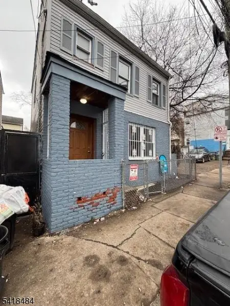 10 Mary St, Paterson, NJ 07503 - #2