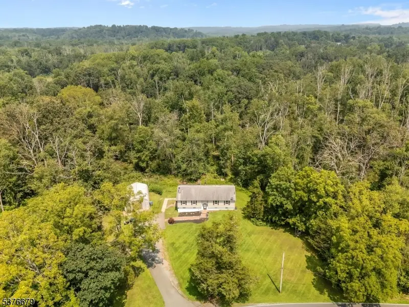 411 Shades Of Death Rd, Allamuchy, NJ 07840 - #2