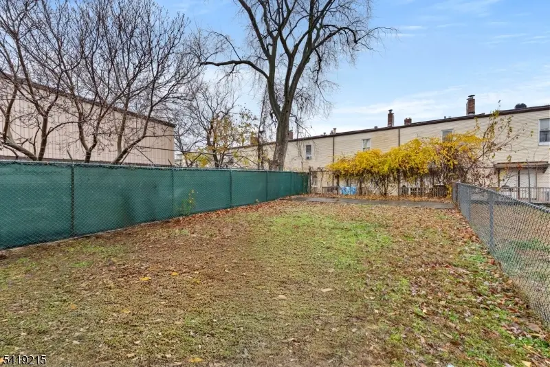 21 Olive St, Paterson, NJ 07501 - #3