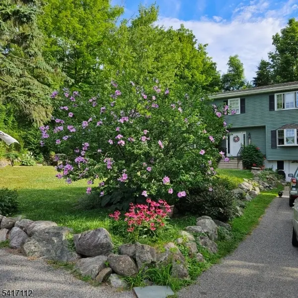 405 Cherry Ridge Rd, Highland Lakes, NJ 07422 - #2