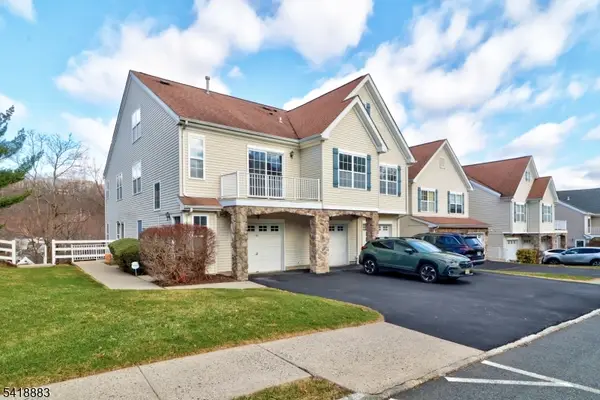 413 Boulder Ridge Dr, Randolph Twp., NJ 07869