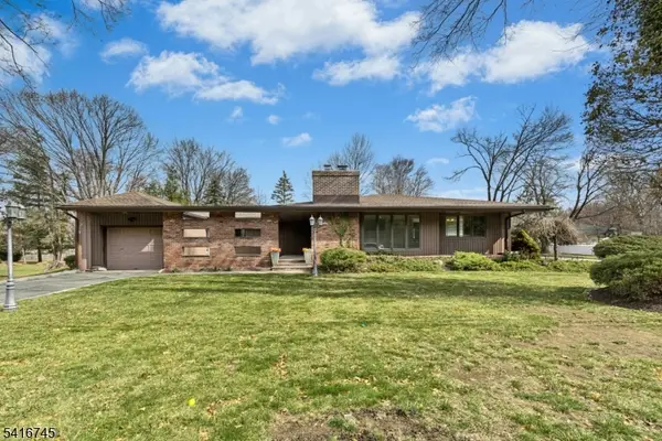 44 Maple Ave, Montville Twp., NJ 07058