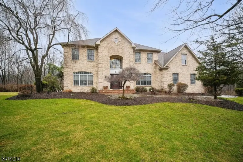 1 Trout Brook Ln, Randolph, NJ 07945 - #1