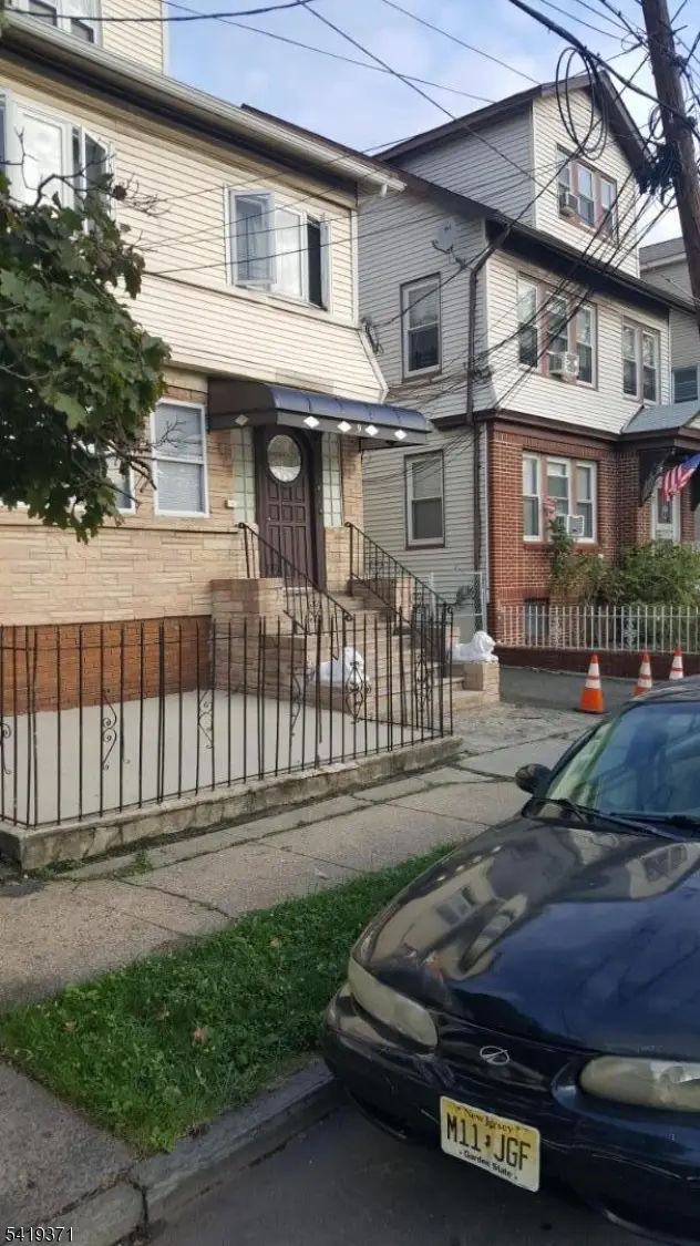 9 Western Pkwy #1, Irvington, NJ 07111 - #2