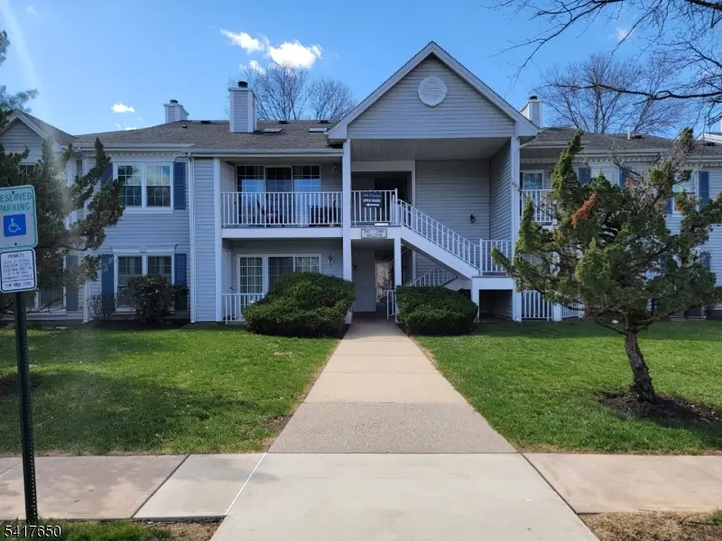 3904 Graham Ct #B2, Bradley Gardens, NJ 08807 - #1