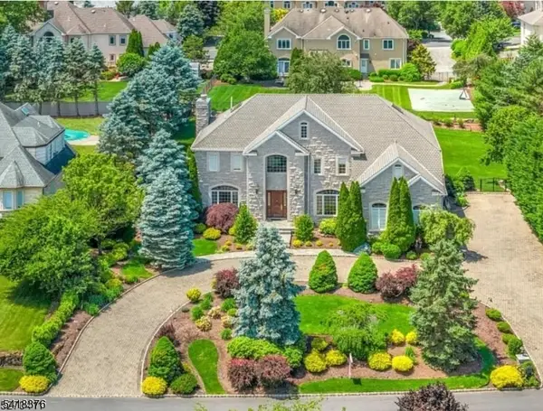 15 Michelle Way, Montville Twp., NJ 07058