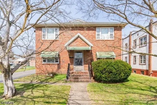 125 Illinois Ave, Paterson City, NJ 07503