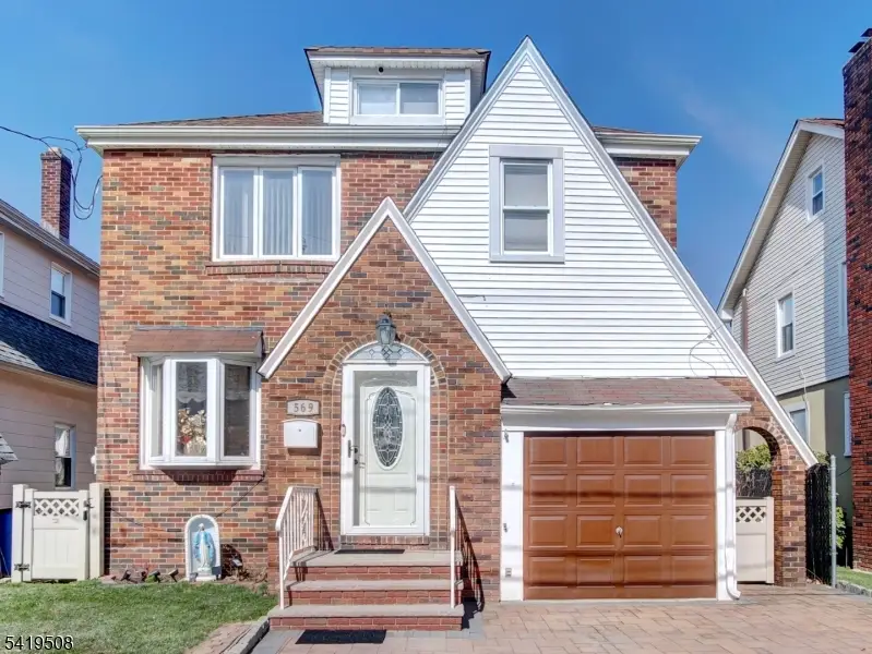 569 Monroe Pl, Ridgefield, NJ 07657 - #2