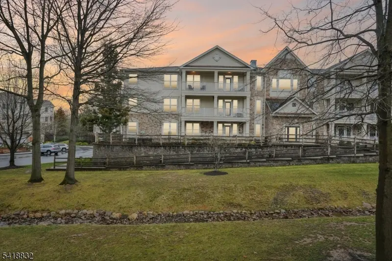 1209 Holly Ln #1209, Cedar Grove, NJ 07009 - #1