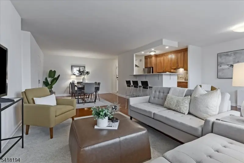 530 Valley Rd - 3l #3L, Upper Montclair, NJ 07043 - #3