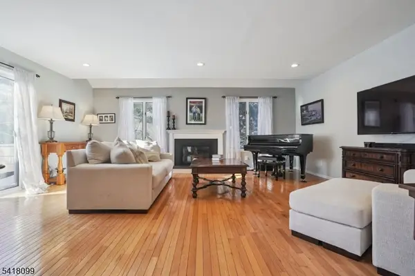 77 Derby Ct, Madison Boro, NJ 07940