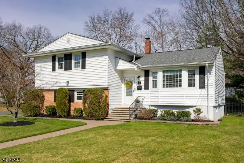 199 Hickson Dr, New Providence, NJ 07974 - #2