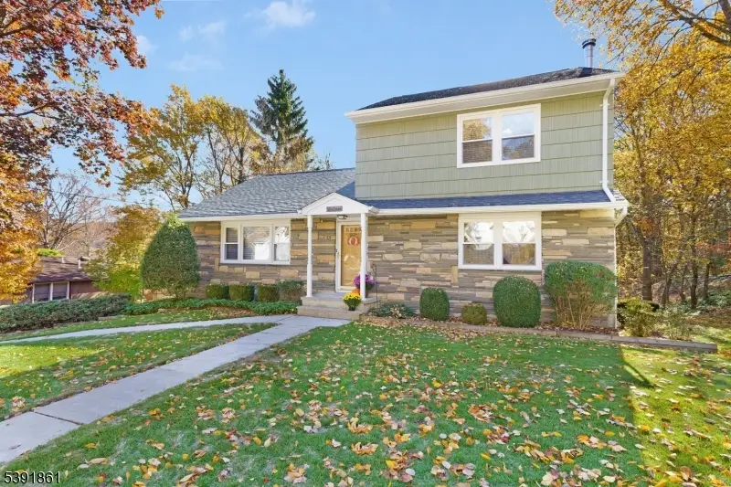 13 Paderewski Rd, Jefferson, NJ 07438 - #2