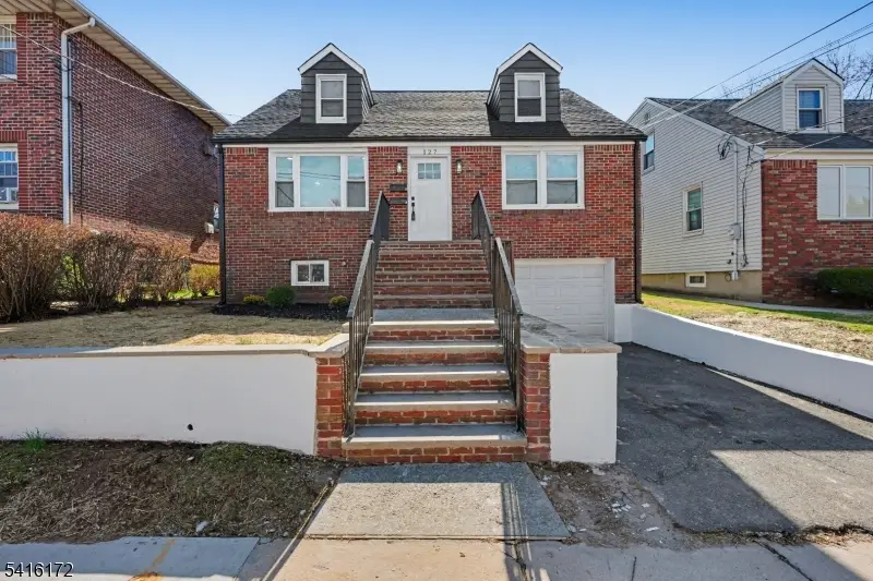 127 Albert St, North Arlington, NJ 07031 - #3